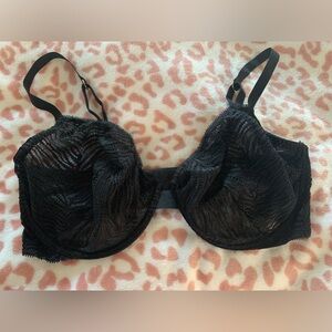 🔥36DD VICTORIA’S SECRET UNLINED DEMI BRA🔥